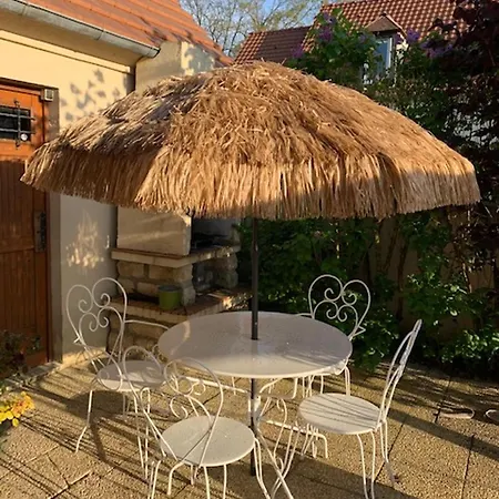 Villa élégante à Avec Piscine Privée